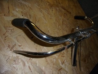 HANDLE BARS OLD STYLE ANTIQUE PUSH BIKE