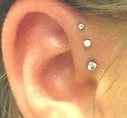 18 g 1/4 Zoll 2, 2,5 oder 3 mm CZ Tragus Knorpel Helix Ohr Nasenloch Stecker ~ FARBE WÄHLBAR  - Bild 1 von 13