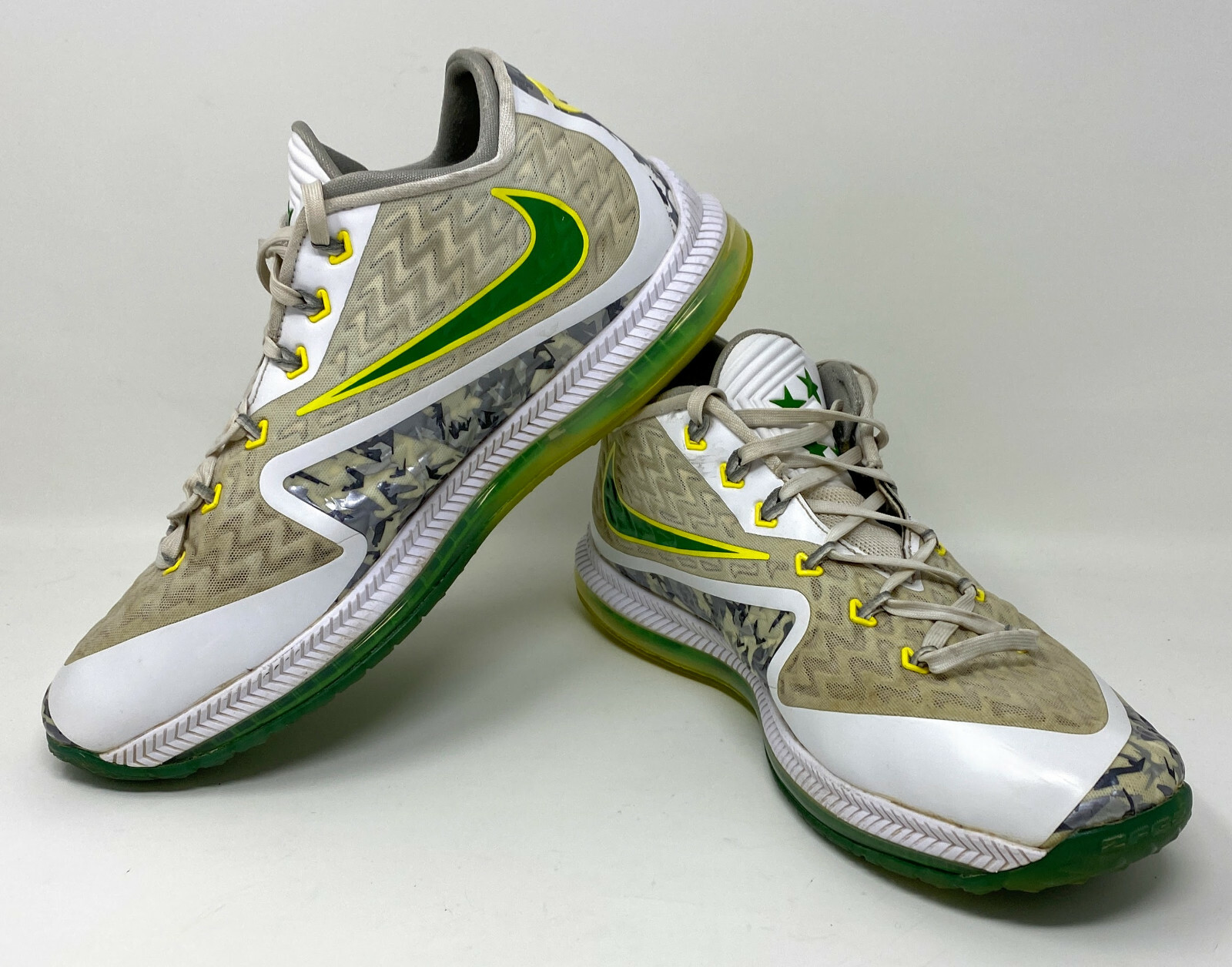 nike zoom field general