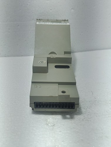 SCHNEIDER MICROLOGIC 6.0 A DISYUNTOR UNIDAD DISPARO RELÉ (GRIETA DEL CUERPO) - USADO - Imagen 8 de 10