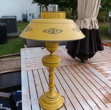 Vtg 1970's Gold Tall Toleware Metal Lamp|Vtg Retro Toleware American Eagle