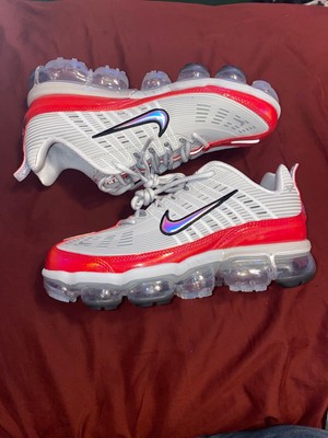 red and white nike air vapormax