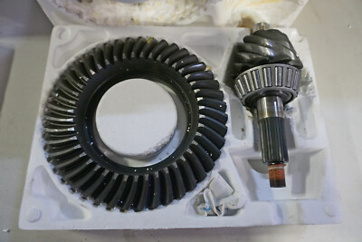 Ford 9'' Ring and Pinion with bearing - lightened, 4.30 gear, lightly used