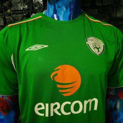 Republic of Ireland Home football shirt 2004 - 2006 Umbro Mens 