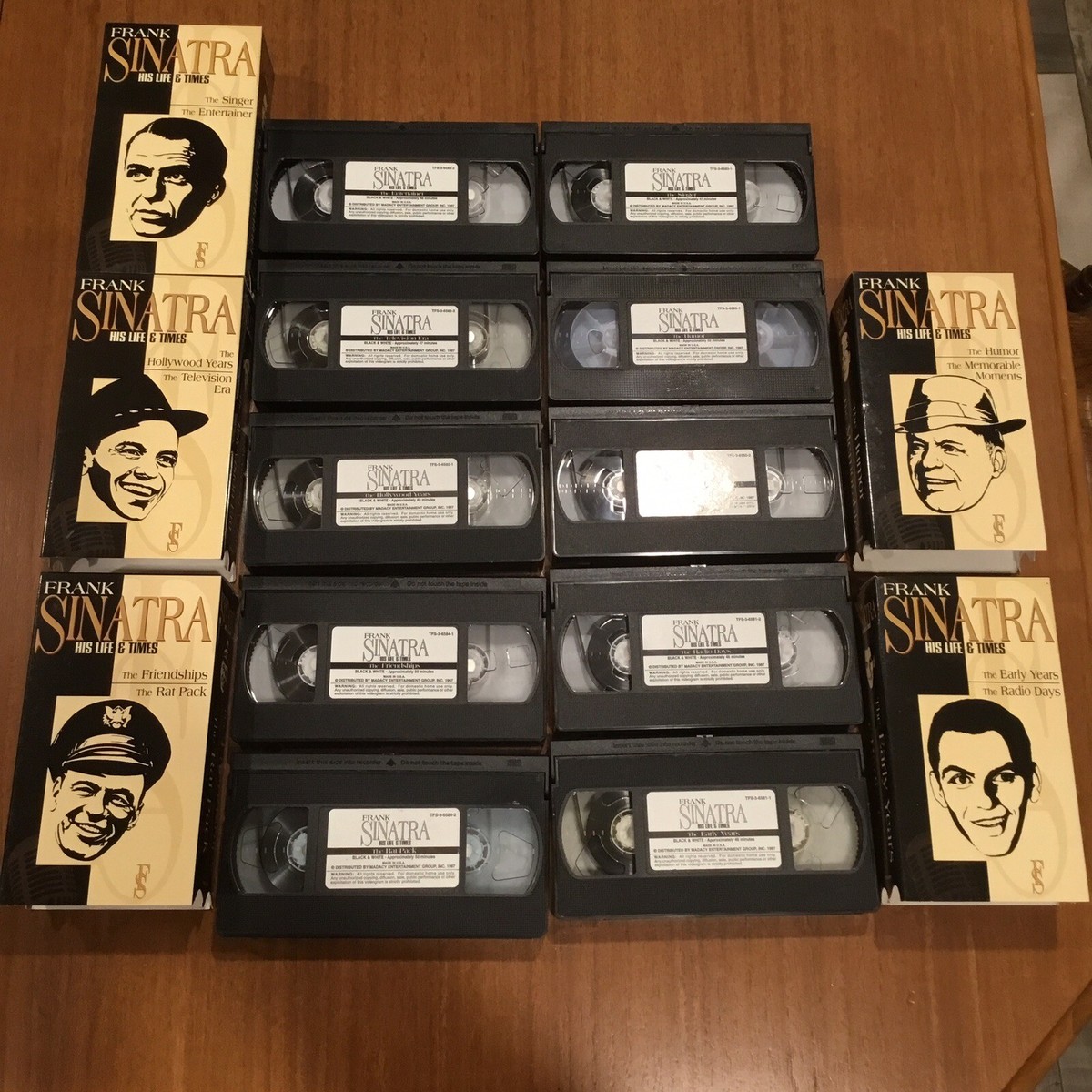 その他 Frank Sinatra: His Life &amp; Times [VHS] Frank Sinatra - His Life Times (VHS, 10-Tape Set) for sale