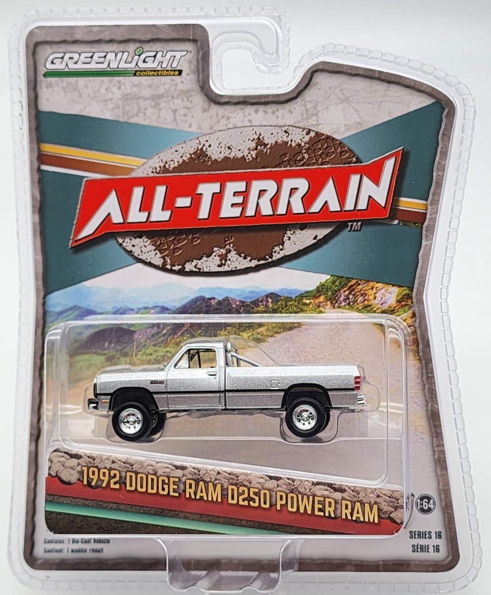グリーンライト　グッドイヤー　ボックストラック　1/64 Amazon | Greenlight 33170-B H.D. Trucks Series 17-2019 Mail
