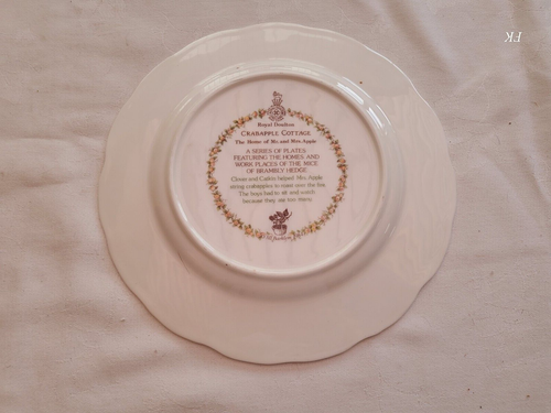 3 x Royal Doulton Brambly Hedge "Homes & Work Places of Mice" Series of Plates - Picture 4 of 11