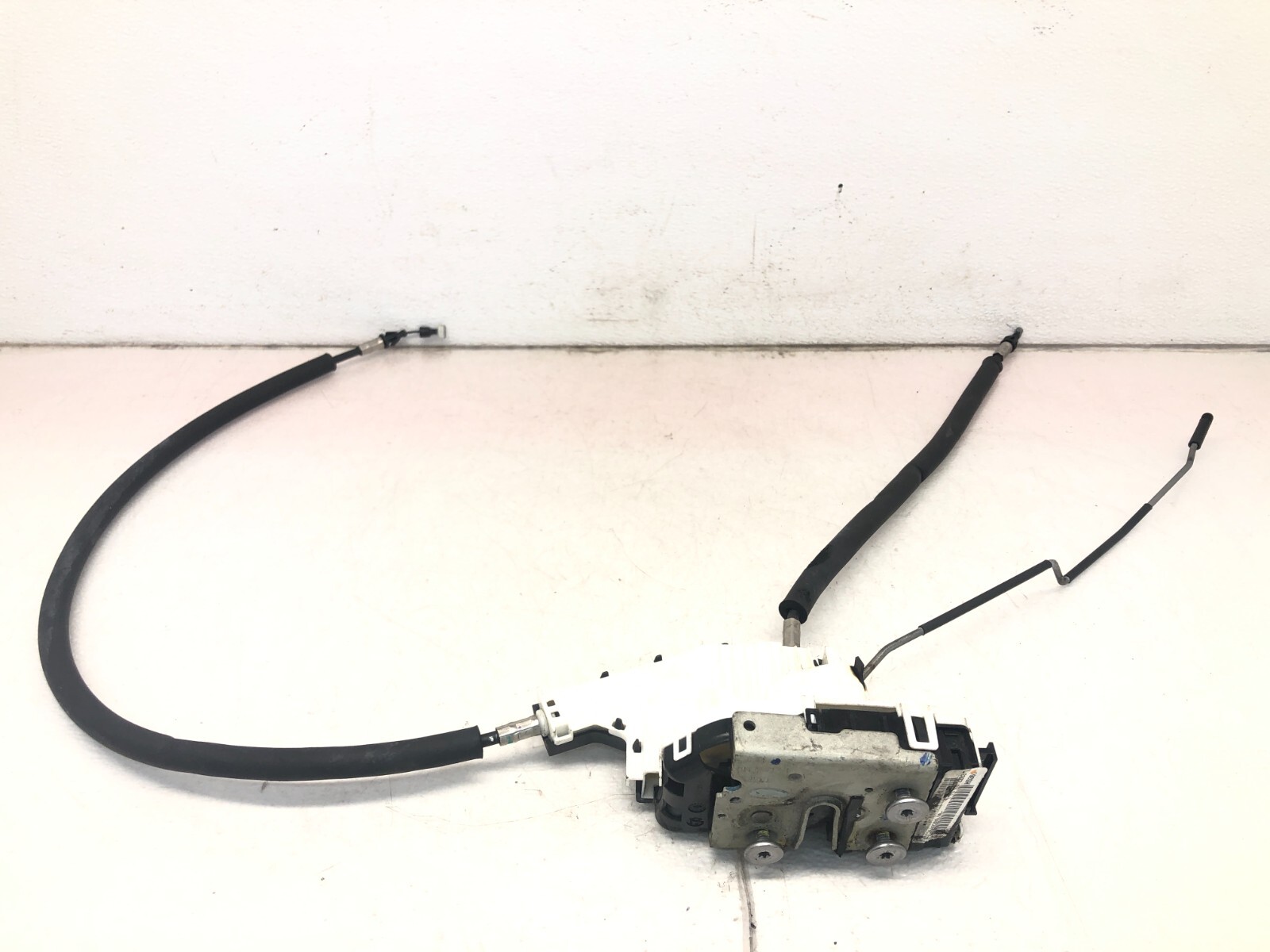 2014-2020 MASERATI QUATTROPORTE LEFT DRIVER REAR DOOR LOCK LATCH ACTUATOR OEM