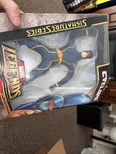 Hasbro Marvel Legends CYCLOPS Signature Series X-Men 2006 9  Retro Action Figure