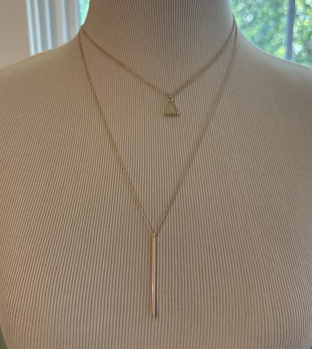 Wyckwood House Gold Double Chain Pendant Statement Necklace 12” Drop 3” Extender - Picture 2 of 10