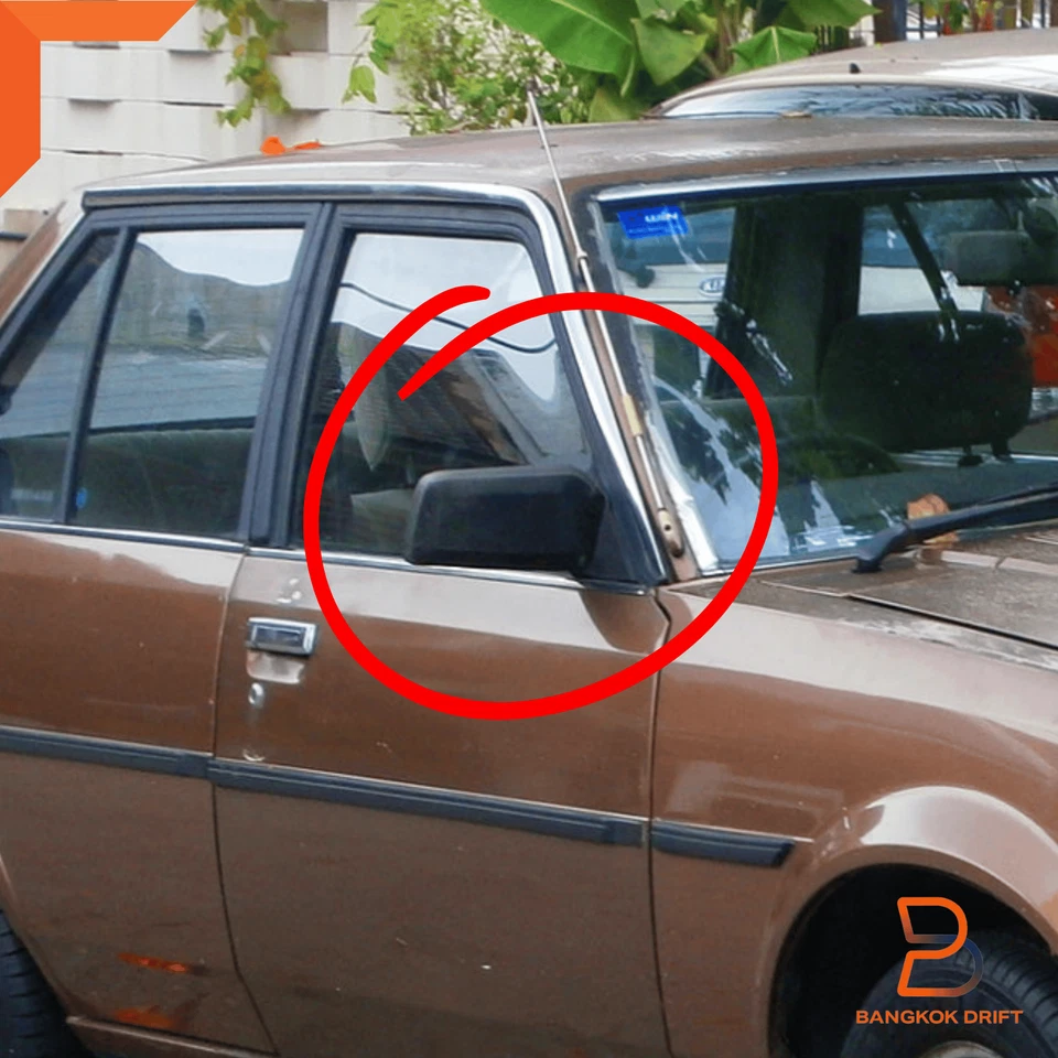 Пара черных ручных боковых дверных зеркал для Toyota Corolla DX KE70 E70 1979-83 годов выпуска - Изображение 3 из 4