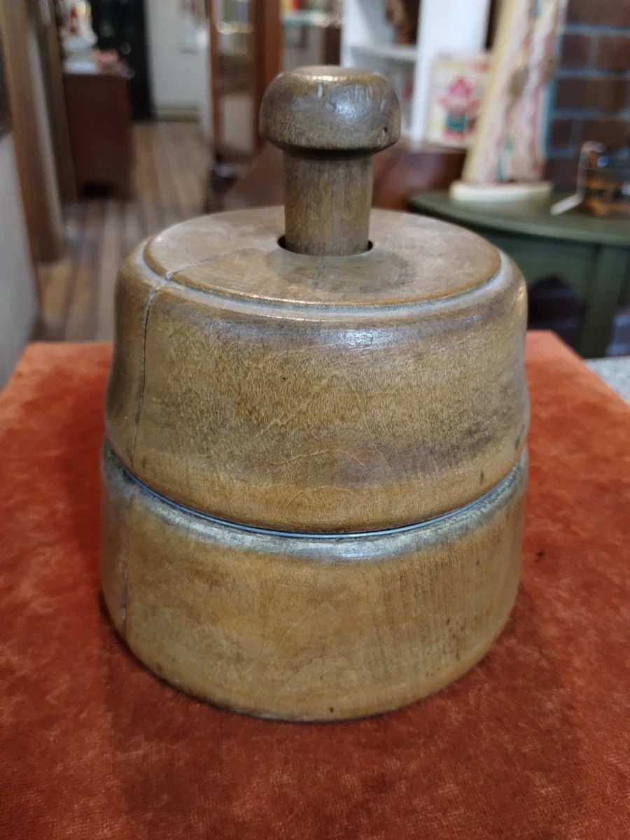 25+ 1900-1949 Antique Primitive Kitchen Equipment for sale