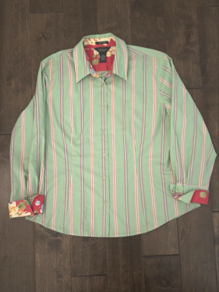 Camisa Van Heusen feminina XL listrada verde sem rugas botão para cima punho flip floral - Imagem 2 de 4
