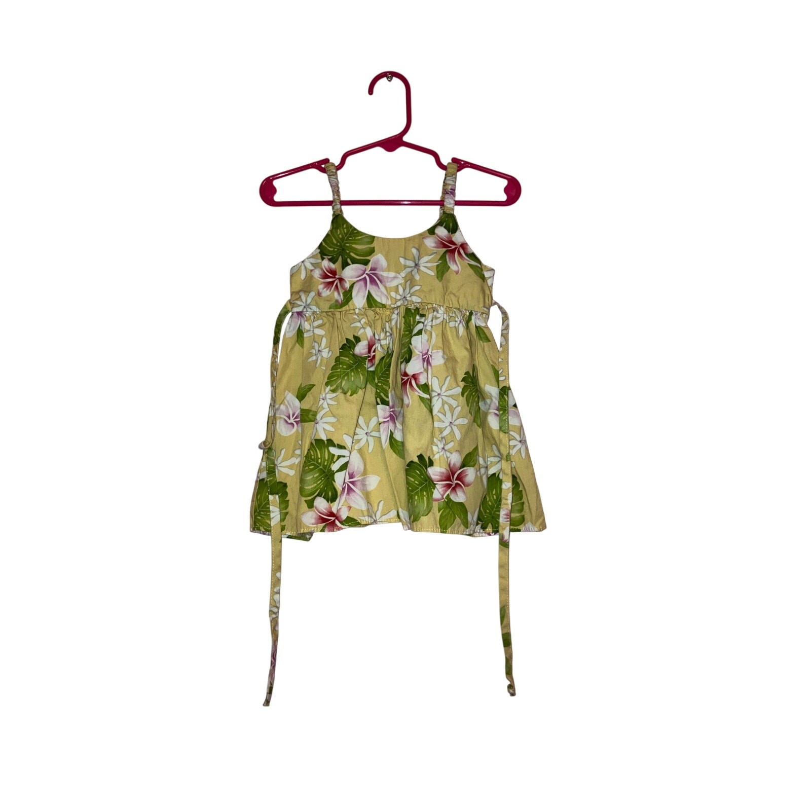 Royal Hawaiian Creations Yellow Floral Tropical Size Medium (Compares 6 months)
