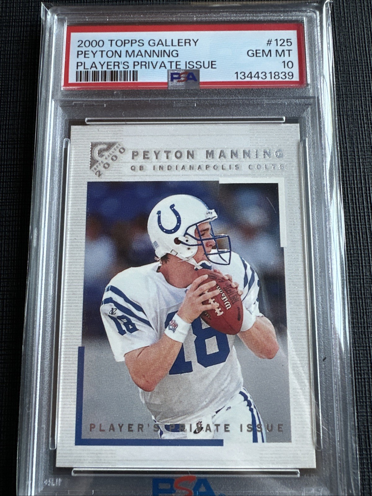 2000 Topps Gallery Peyton Manning #125 Player's Private Issue /250 PSA 10 view 2