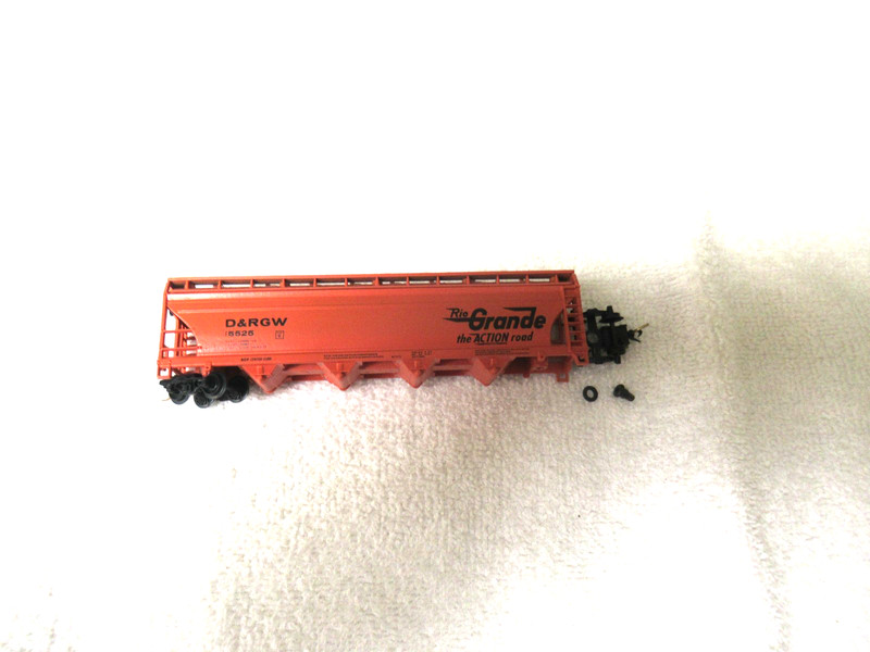 N SCALE ATLAS USA RIO GRANDE THE ACTION ROAD D&RGW 15525 COUPLER DETACHED AS IS