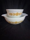 PYREX MIXING BOWLS CORNING BUTTERFLY GOLD SET 2 CINDERELLA KITCHEN  1.5 &2.5qts
