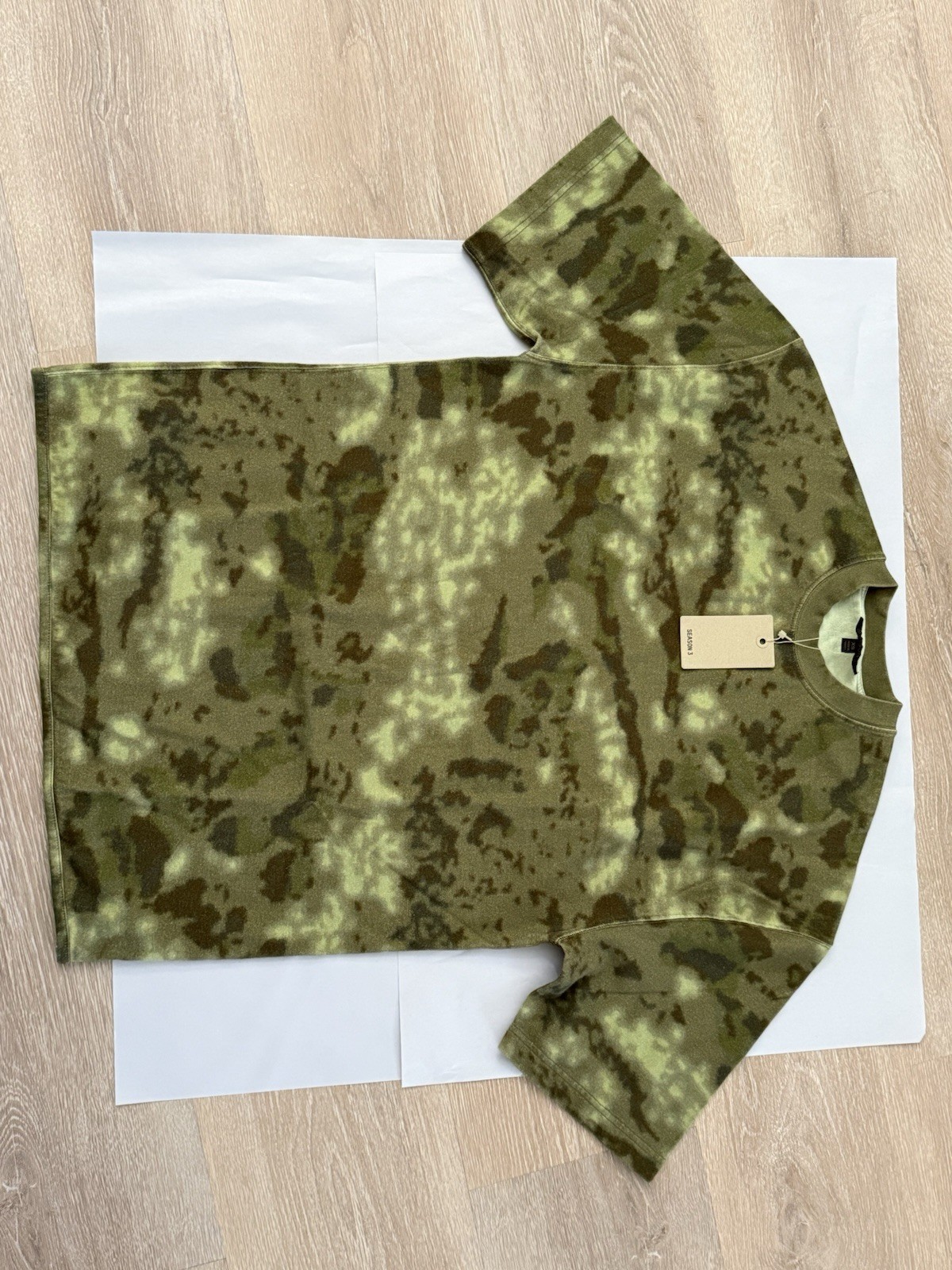 NWT YEEZY SEASON 3 Heavy Knit Oversized Camo T-Shirt Tee Green Short Sleeve XS