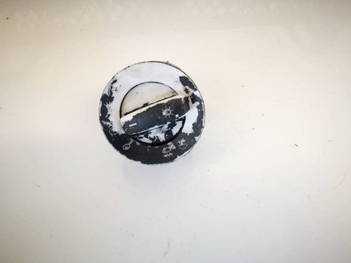 1k0941431a Scheinwerfer Schalter  Volkswagen Golf DE2054170-74