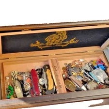 "Junk Drawer Bargain" -mixed collectibles, 1 pound-vintage to new" smalls-#FGH6