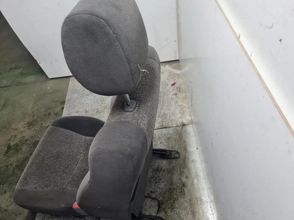 Asiento Delantero Derecho para TOYOTA LAND CRUISER (J12) 3.0 D-4D GX 20 166024 - Imagen 2 de 4