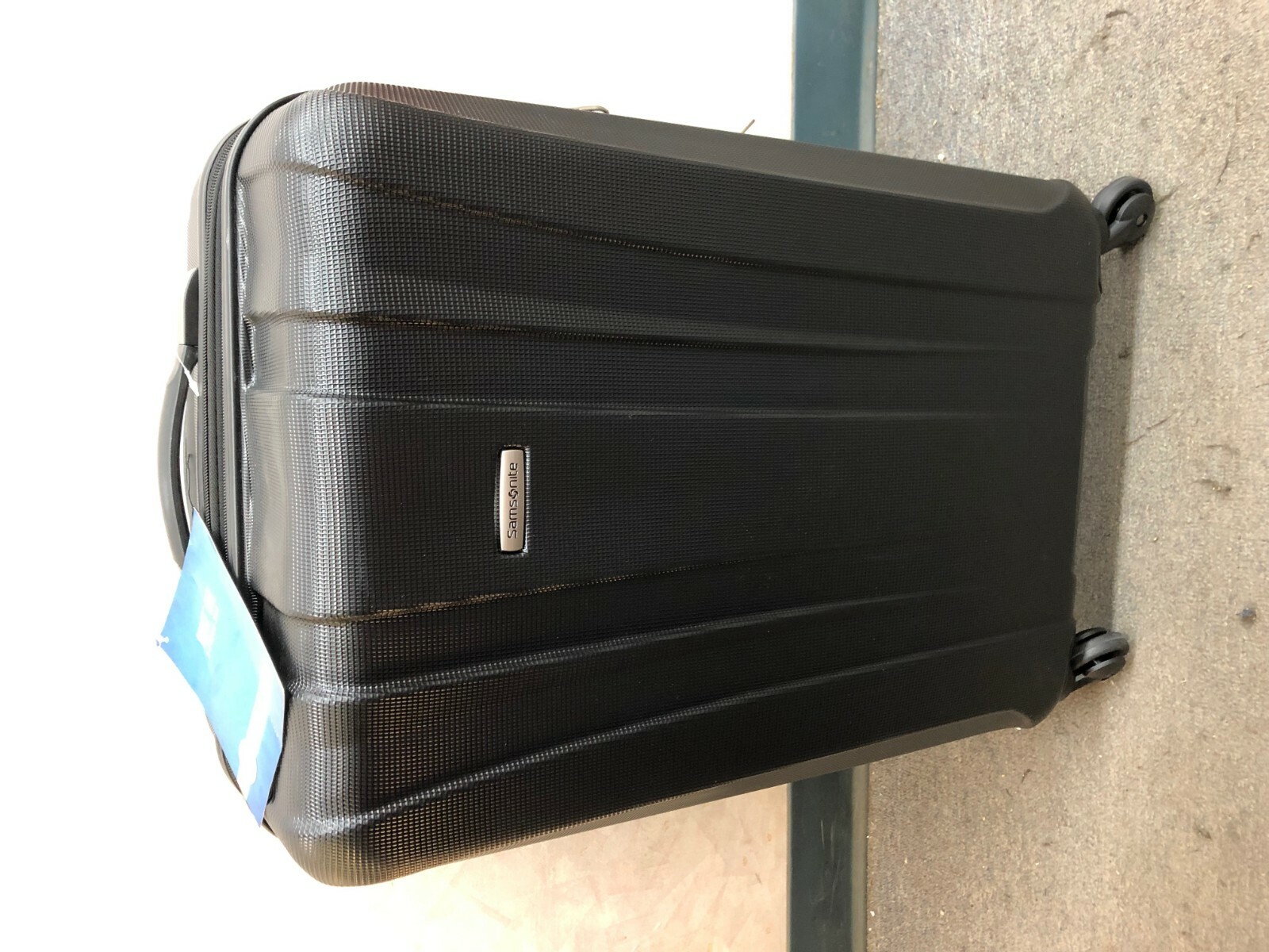 samsonite pulse dlx lightweight 2 piece