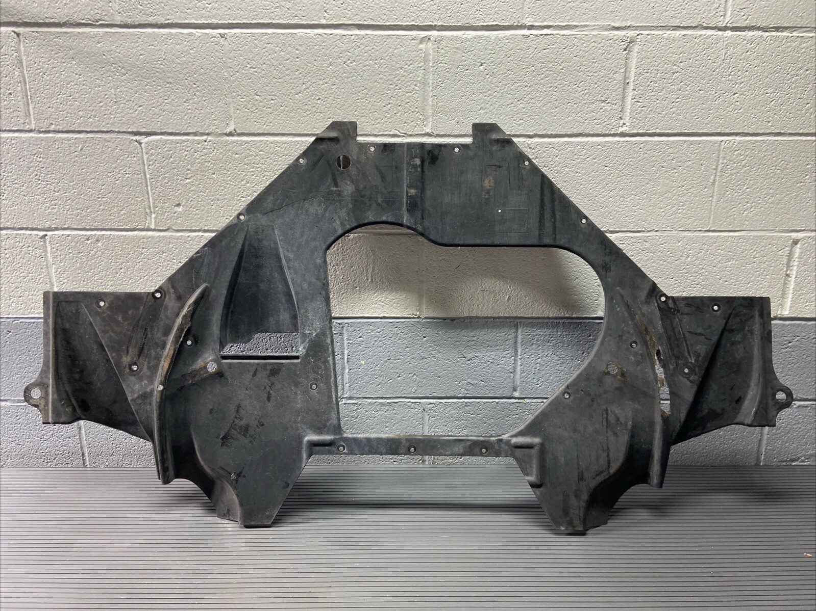 2008-2015 Audi R8 Spyder Floor Pan Underbody Splash Shield OEM Genuine Part NOTE