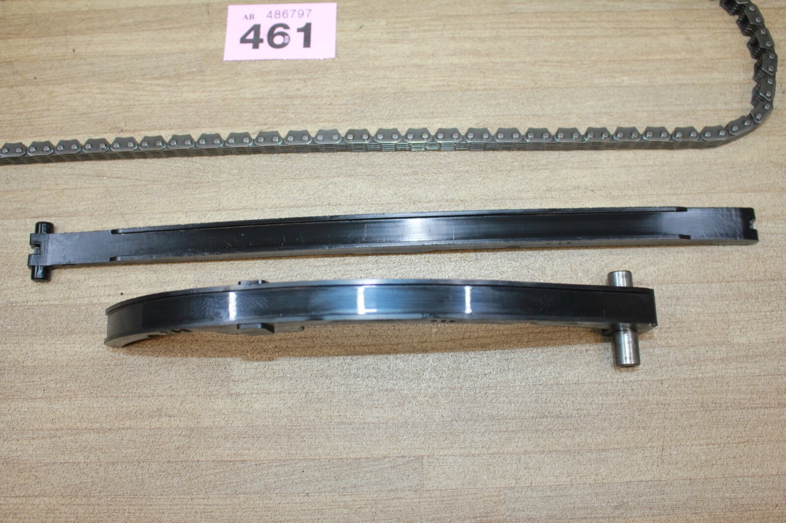Foto 9 di 12