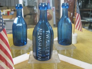 ELECTRIC 1850'S COBALT BLUE IRON PONTILED T. W. GILLETT 8 SIDED SODA NEW HAVEN