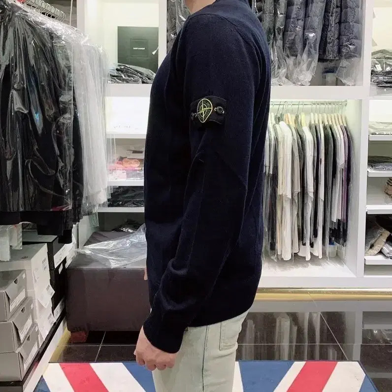 Stone Island Wappen Navy Knit Sweater thumbnail 3