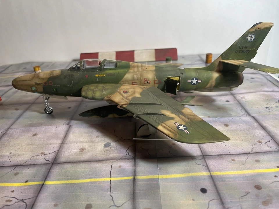 Nicely built 1:48 scale RF-84F Thunderflash USAF Vietnam War Camouflage *READ* - Image 4 of 4