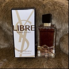 Parisienne L'Essentiel Yves Saint Laurent 香水- 一款2011
