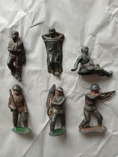 Lot of 6 lead Soldiers: by Barclay, others