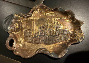 COLUMBIA BREWING Co, St Louis, MO. Pre-Prohibition Metal Pin or Ashtray Beer WOW