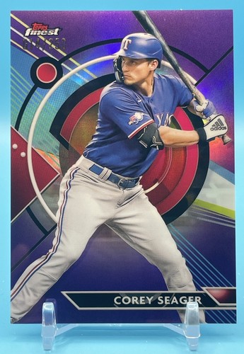 Corey Seager [Refractor] #21 card