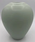 Haeger Vintage Urn Pottery Vase 7 1/2 In Light Green Matte Finish USA