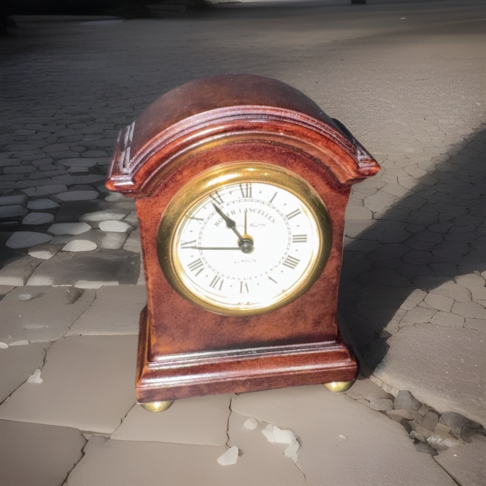 Roger Lascelles London Quartz Alarm Mantel Clock (arched Woo