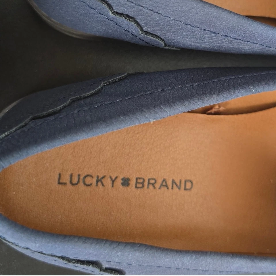 Zapatos planos Lucky Brand Edrica mocasín azul marino imitación cuero para mujer talla 6,5 M.  Foto 4 de 4