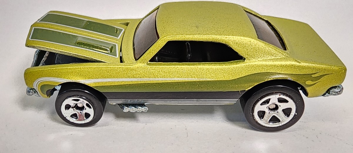 ホットウィール　67 CAMARO レア Amazon.com: Hot Wheels - '67 Camaro (Chevrolet) - Collector