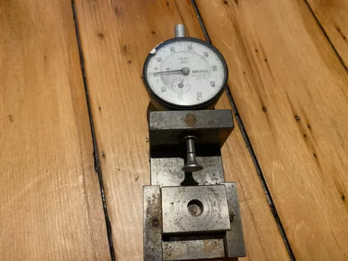 Horizontal Precision Gage Fixture Mitutoyo Indicator .001"-.250" No. 2411-08