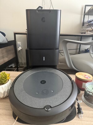 iRobot Roomba i3+ EVO Self-Emptying Robot Vacuum Cleaner - Black (I355020)