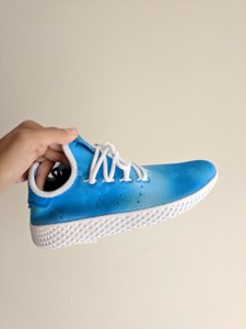 pharrell williams trainers pink