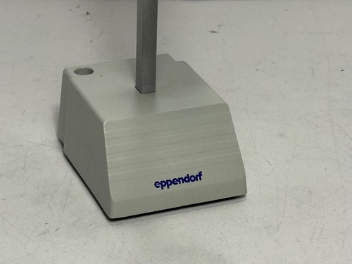 Eppendorf Repeater Pro Elektronische Digitale Multi-Dispenser Pipette mit Ständer - Bild 14 von 15