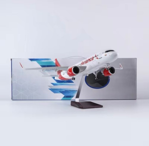 1/80 Avianca Airbus A320 Neo Plane Model (no lights)