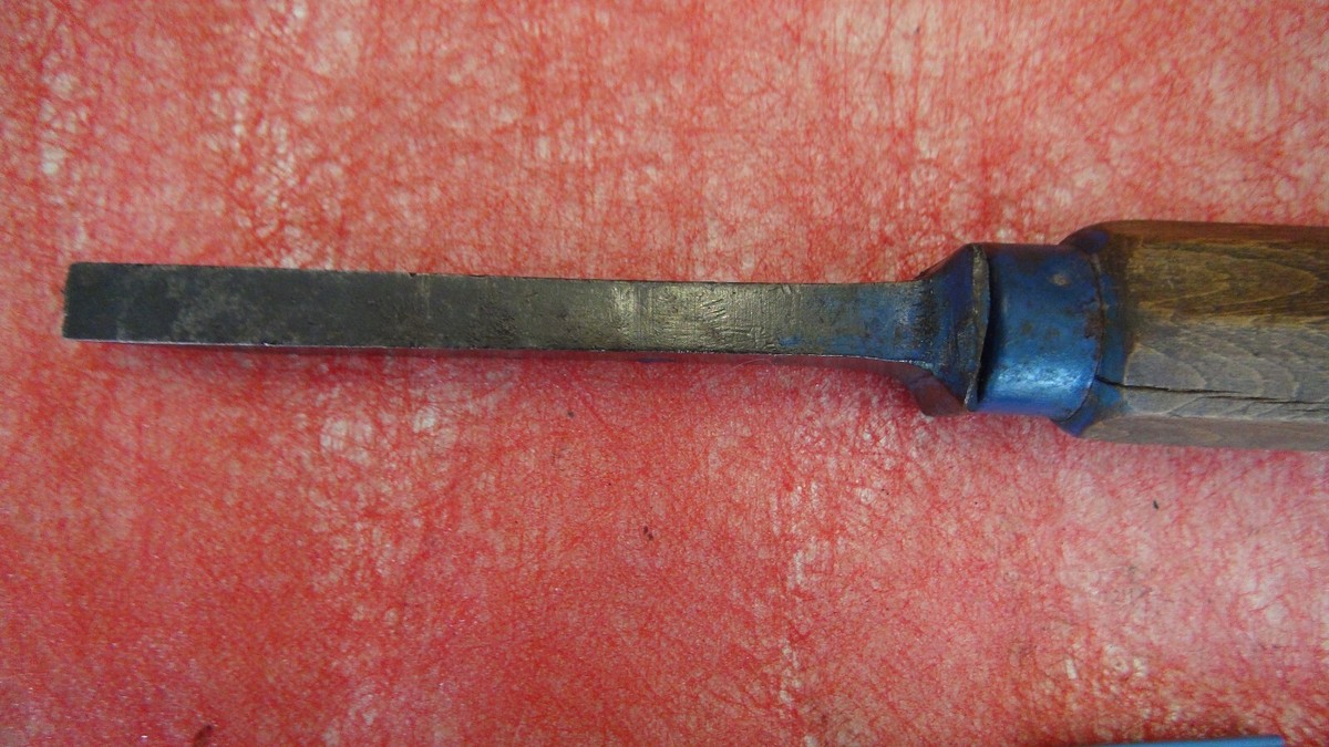 Ciseau à Bois Ancien Bedane Coulaux, Lame 9 Mm En Chrome Tungstène, Outil Ancien De France