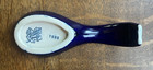 ABINGDON POTTERY COLLECTORS 1999 COMMEMORATIVE SPOON REST - WESTERN STONEWARE — photo 6