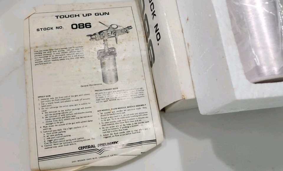Nib Central Pneumatic # 086 Touch Up Paint Gun  - Image 3 of 3