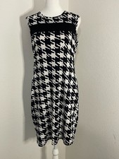 Calvin Klein Sleeveless Houndstooth Pattern Sheath Dress About size Sm