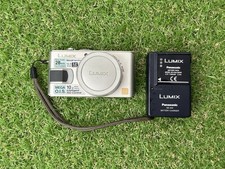 Panasonic LUMIX DMC-LX2 10.2MP Digital Camera - Silver (A659)