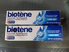 2x Biotene Fluoride Toothpaste Fresh Mint Gentle 4.3oz Ex 9/27 *Damaged Box* #Z3